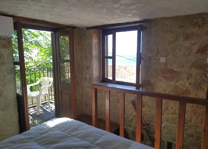 아파트 Rosalia Chalki Town